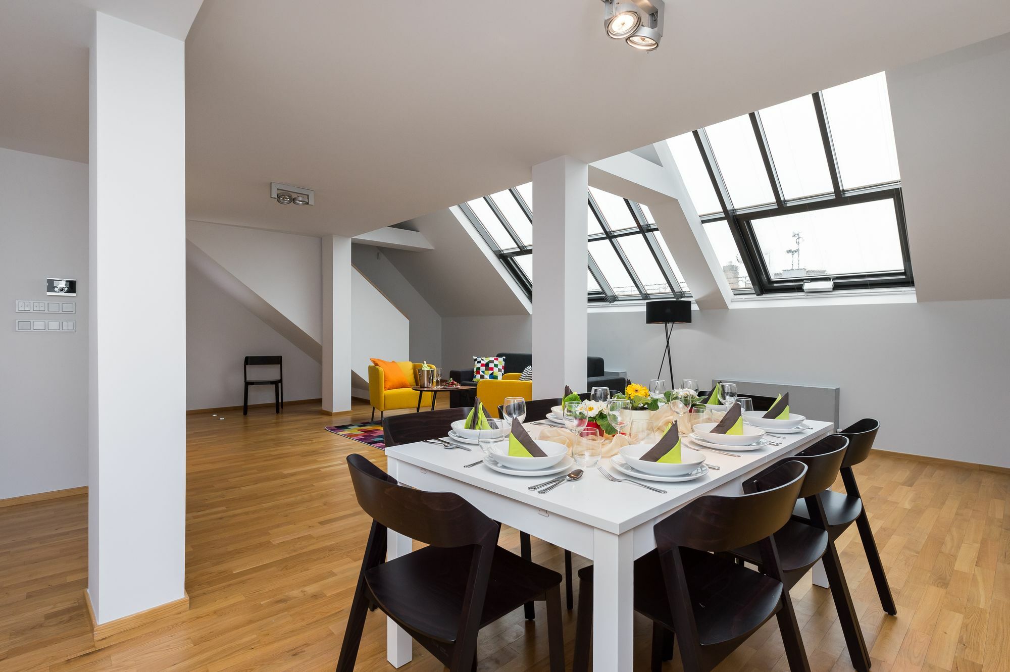 Empirent Rose Apartments Прага Екстериор снимка